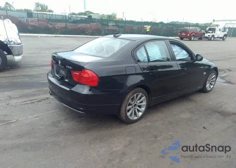 2011 BMW 328I xDrive из США, поврежденный, VIN WBAPK5C53BF122667